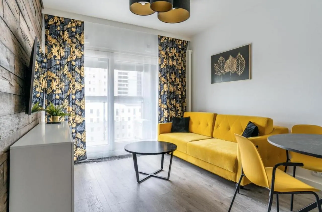 Mennica Residence - City Center - Golden Apartments Warsaw Poland